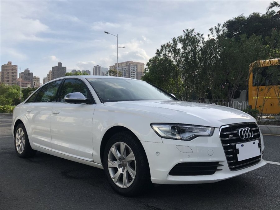 f_900x675_0_q87_autohomecar__ChxksGDe8byAO8F3AAIxoY0SAwc834.jpg