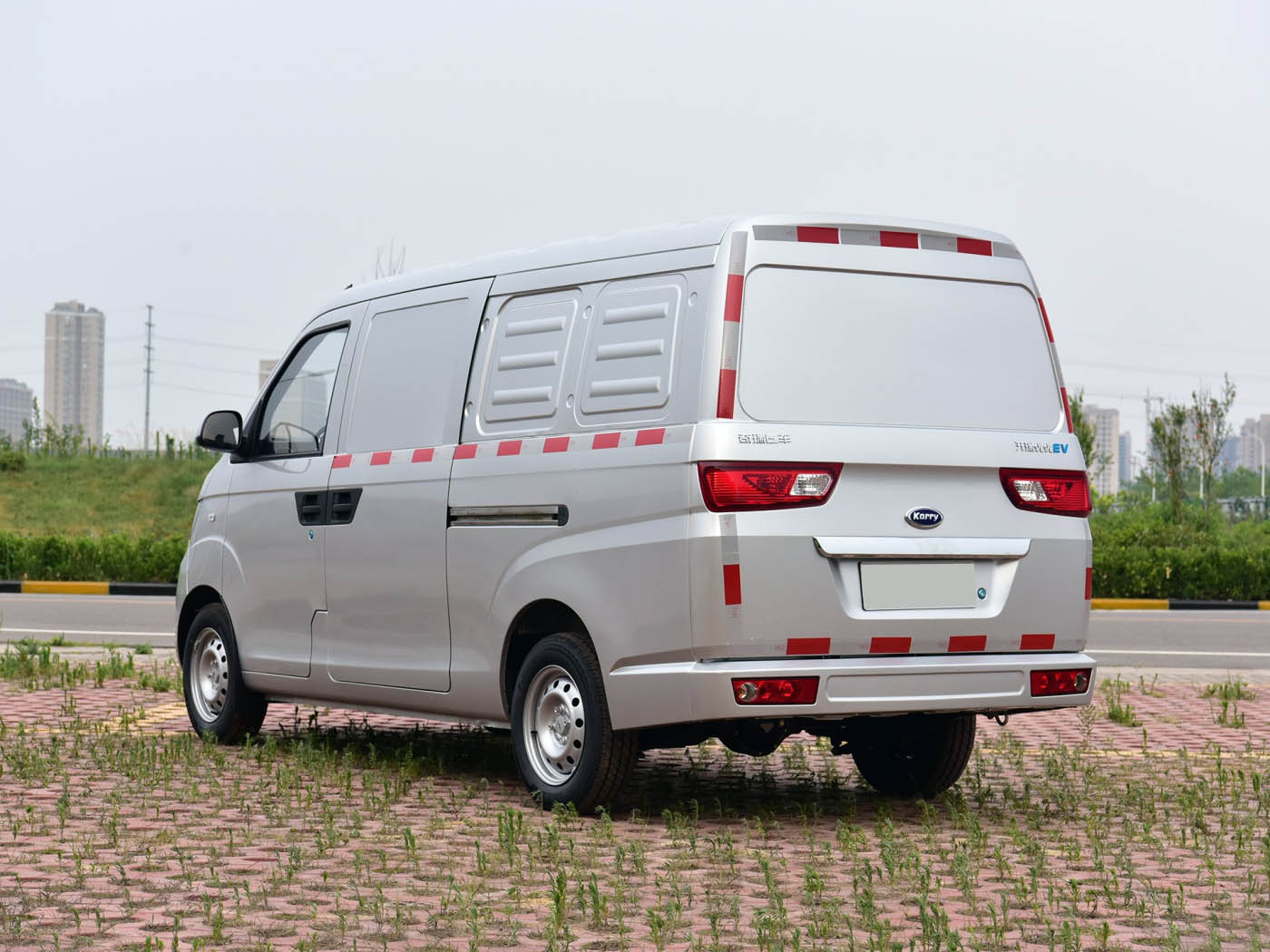 开瑞汽车-优优EV