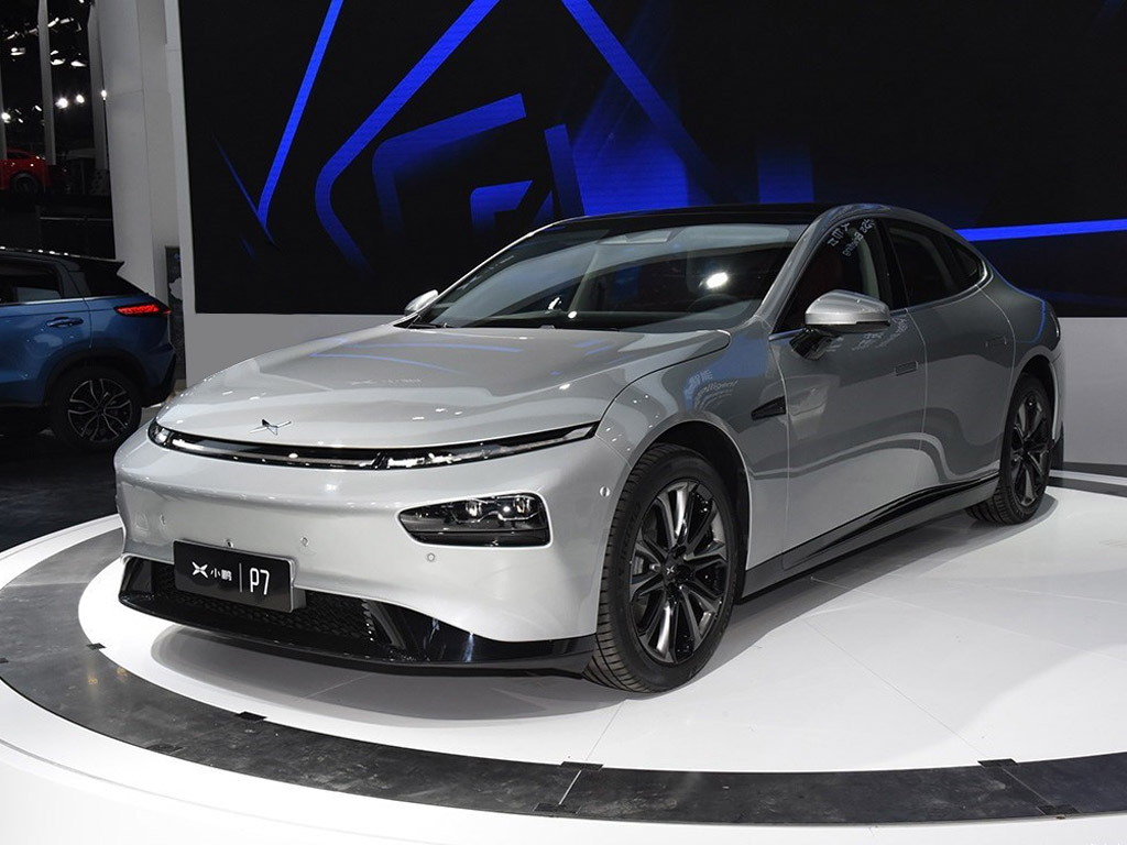 小鹏汽车 P7