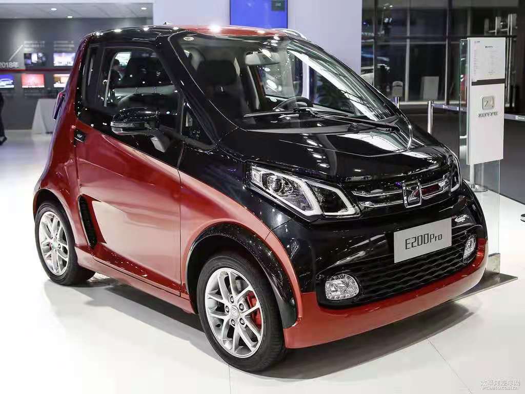 众泰E200