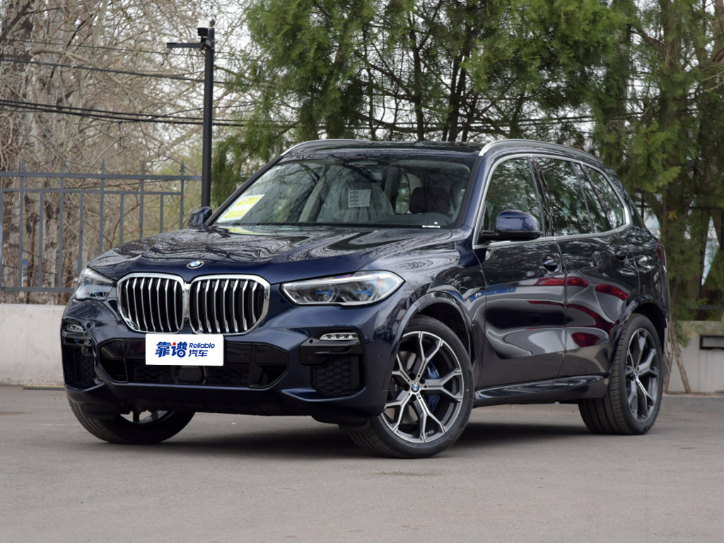 宝马X5  2021款 xDrive40i 尊享型