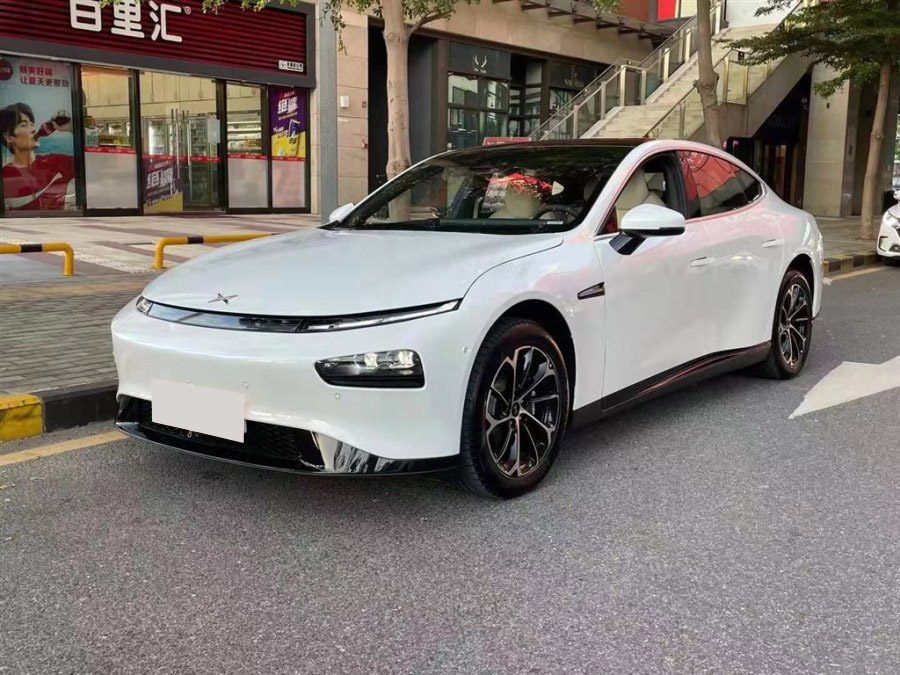 小鹏P7