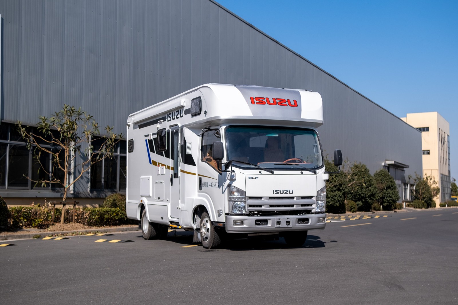 五十铃700P轻卡房车
