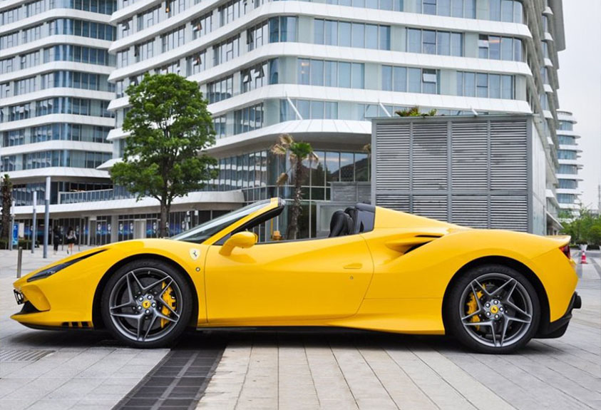 法拉利F8  Spider 3.9T V8
